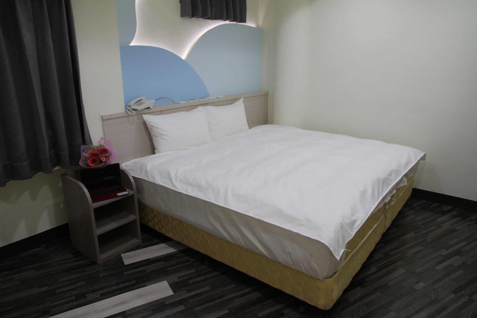 微旅時尚旅店 Hotel โต่วลิ่ว ภายนอก รูปภาพ
