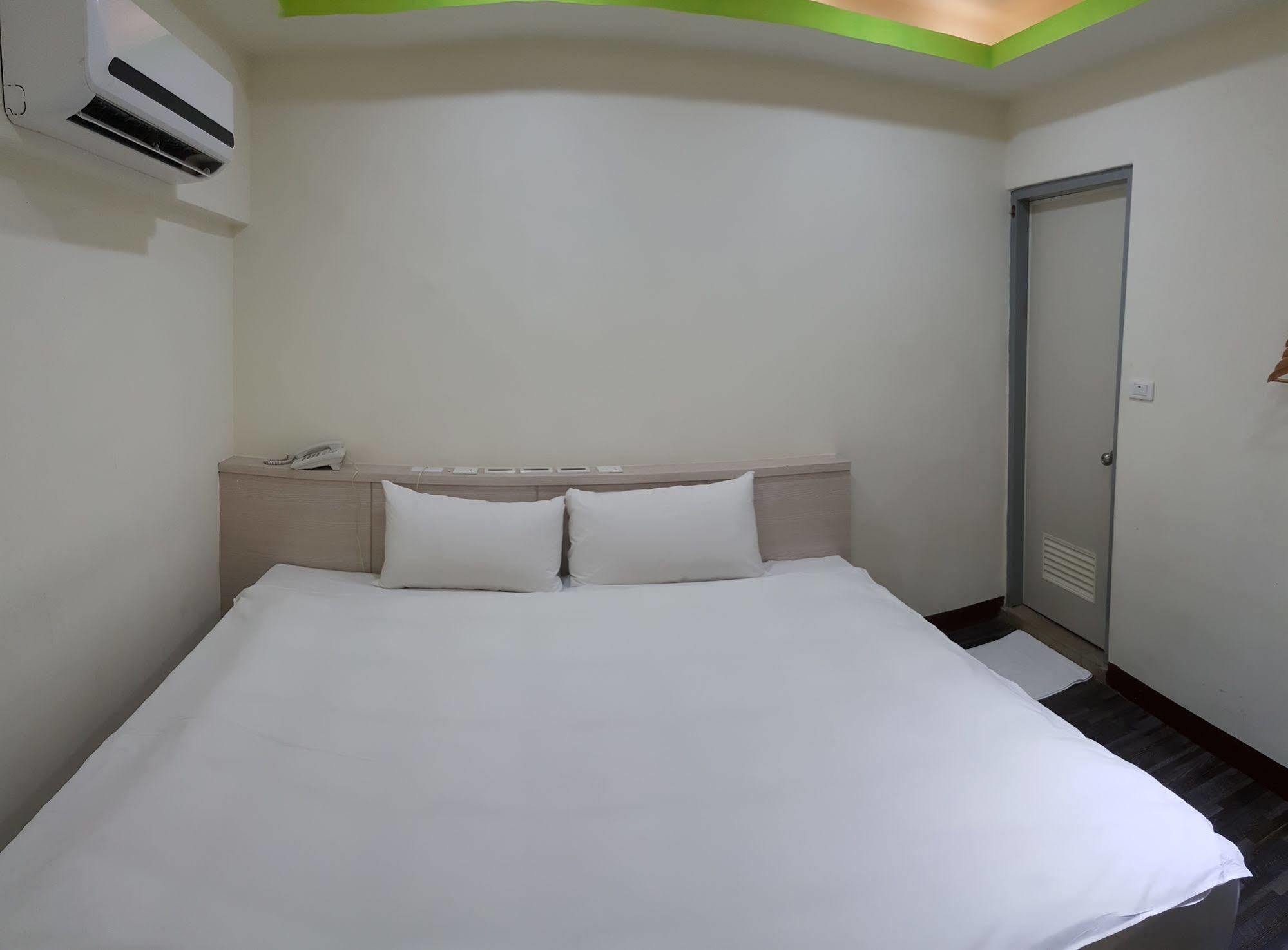 微旅時尚旅店 Hotel โต่วลิ่ว ภายนอก รูปภาพ
