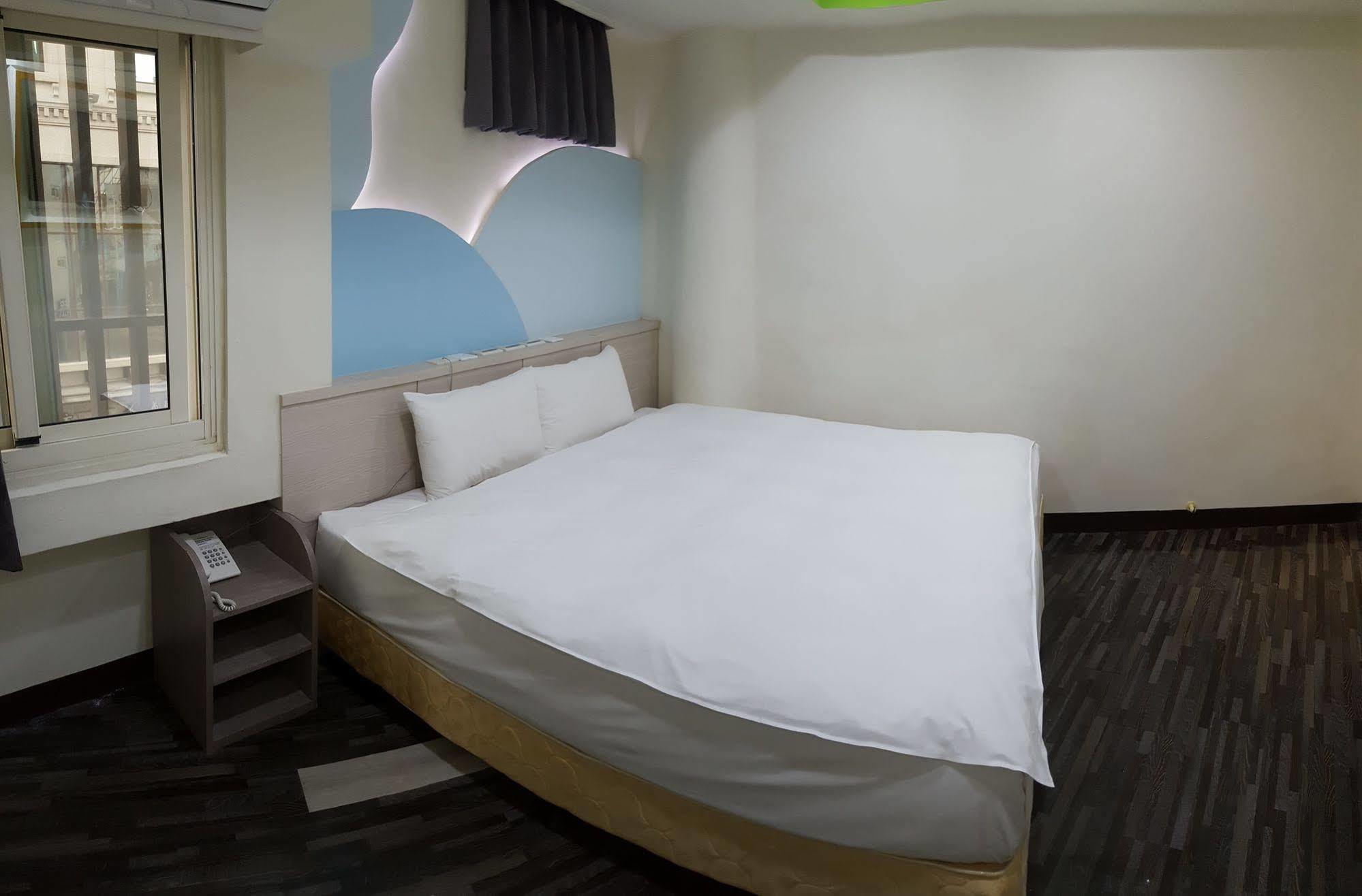 微旅時尚旅店 Hotel โต่วลิ่ว ภายนอก รูปภาพ